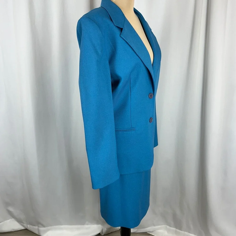 Leslie Fay Haberdashery Petite Blue Skirt Suit 2 Pc Set Size 16P Career